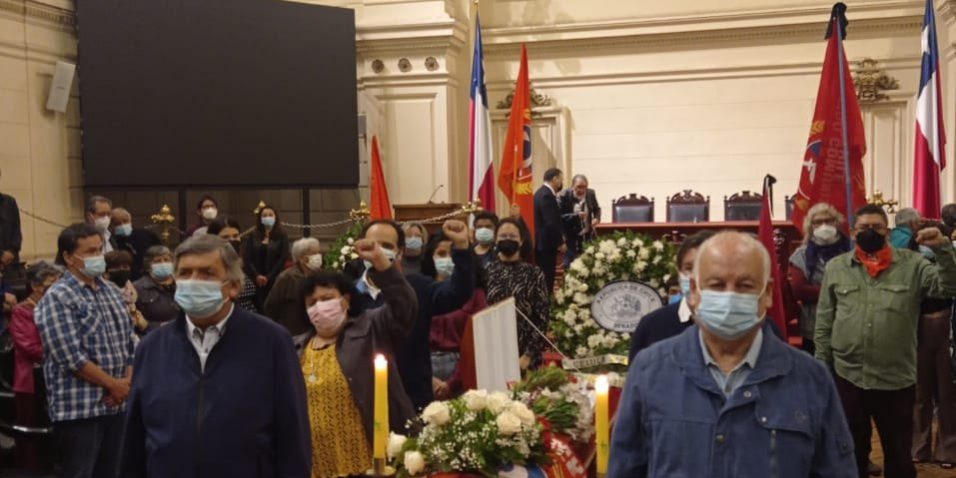 teillier carmona homenaje a mireya baltra