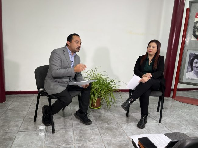 Fernando Viveros y Karen araya programa realidad constitucional