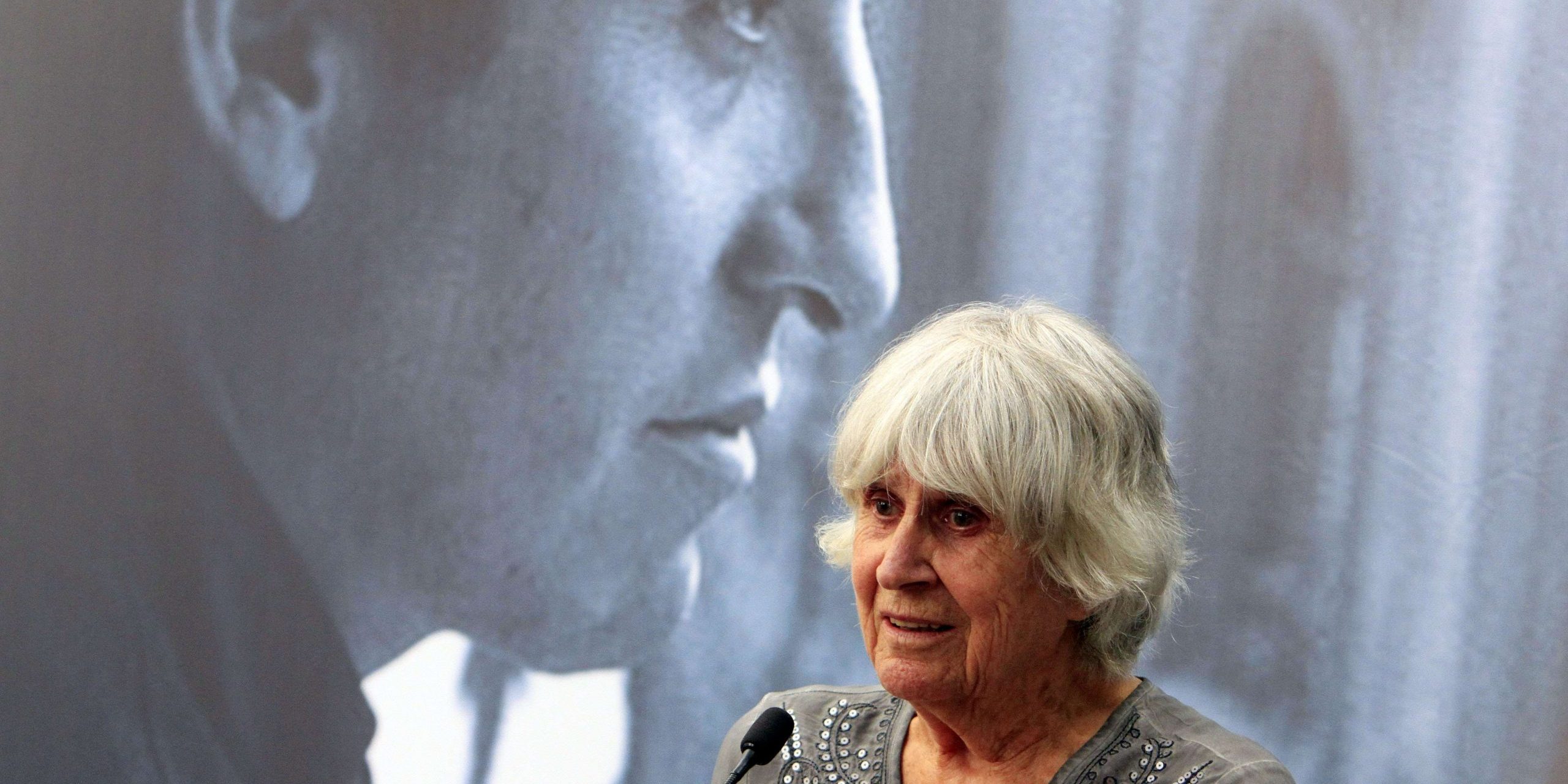 joan jara