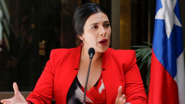 allanan domicilio de karol cariola.jpg